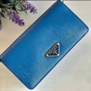 ❌SOLD-OUT!❌Prada crossbody bag (removable strap)